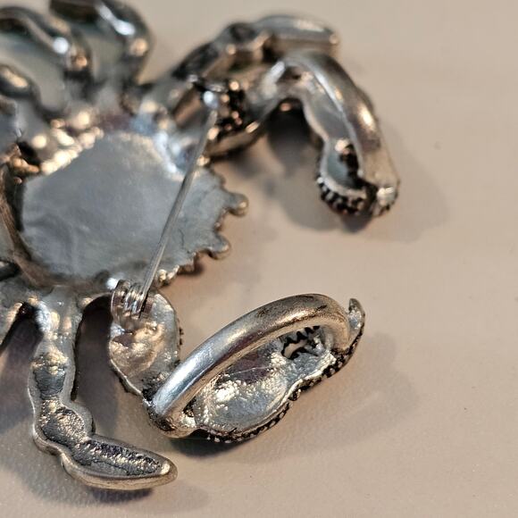 Vintage Painted Crab Brooch & Pendant Red and Blue Green with Silver Backing - Picture 3 of 6